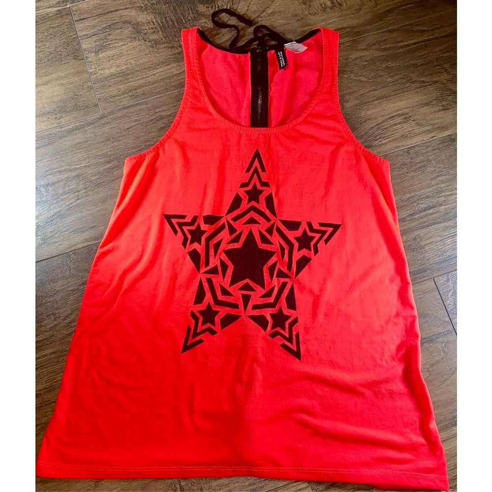Divided by H&M Star Design Size 6 Hot Pink Crop-Top Tank Top Zip Back 100% Polye